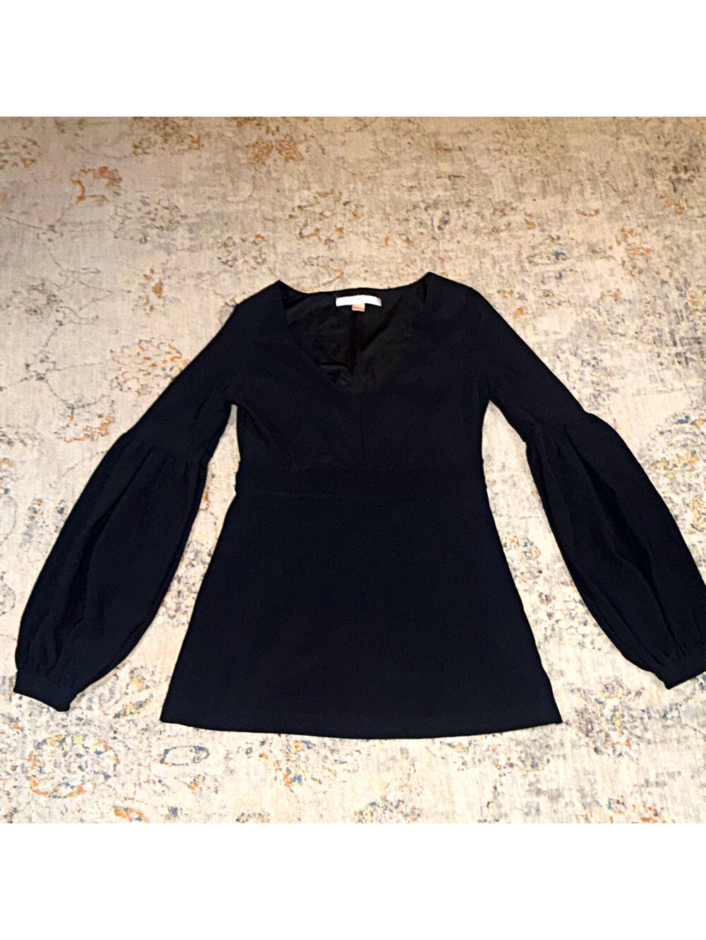 Boston Proper Women's Black V-Neck Long Sleeve Ruched Blouse Top XXS A159